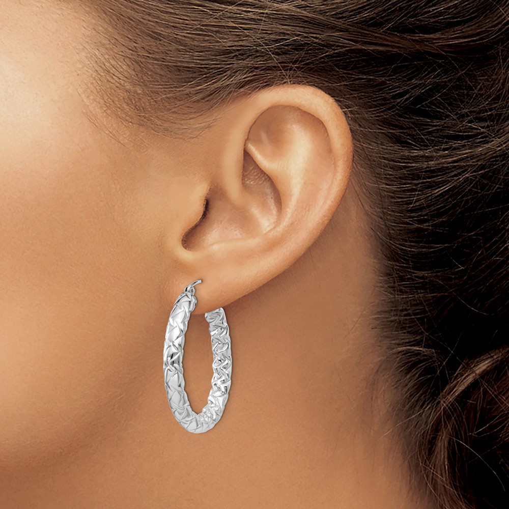 Sterling Silver Rhodium-plated Textured 4x30mm Hoop Earrings (QE11511)
