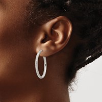 Sterling Silver 2.5mm Diamond-cut Laser-cut Hinged Hoop Earrings view 3