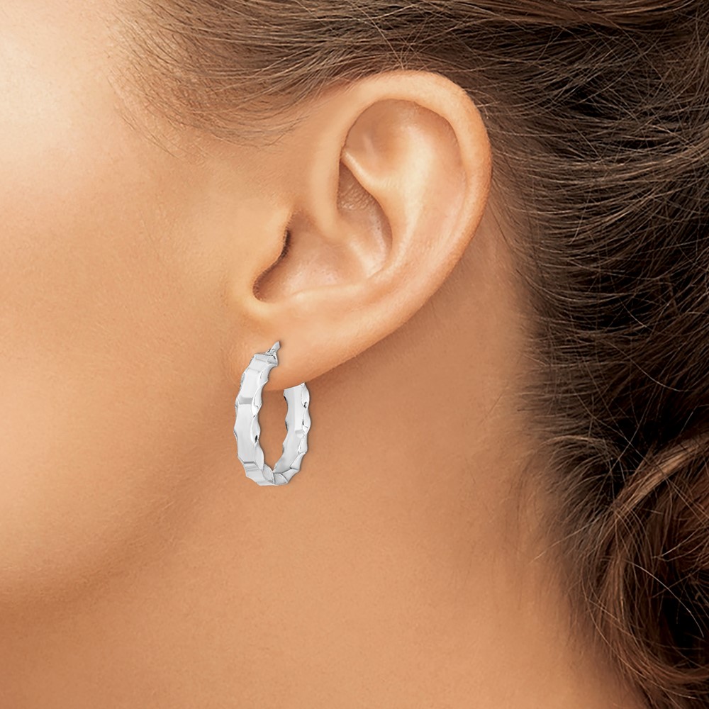 Sterling Silver RH-plated Scalloped Edge 5mm Round Hoop Earrings (QE11678)