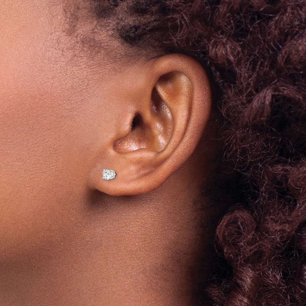 Sterling Silver Polished 4mm Round CZ Stud Earrings (QE12182)
