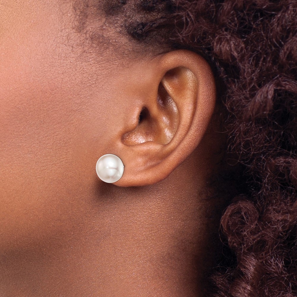 Sterling Silver Rhodium-plated 11-12mm Pink Button Freshwater Cultured Pearl Post Earrings (QE12687)