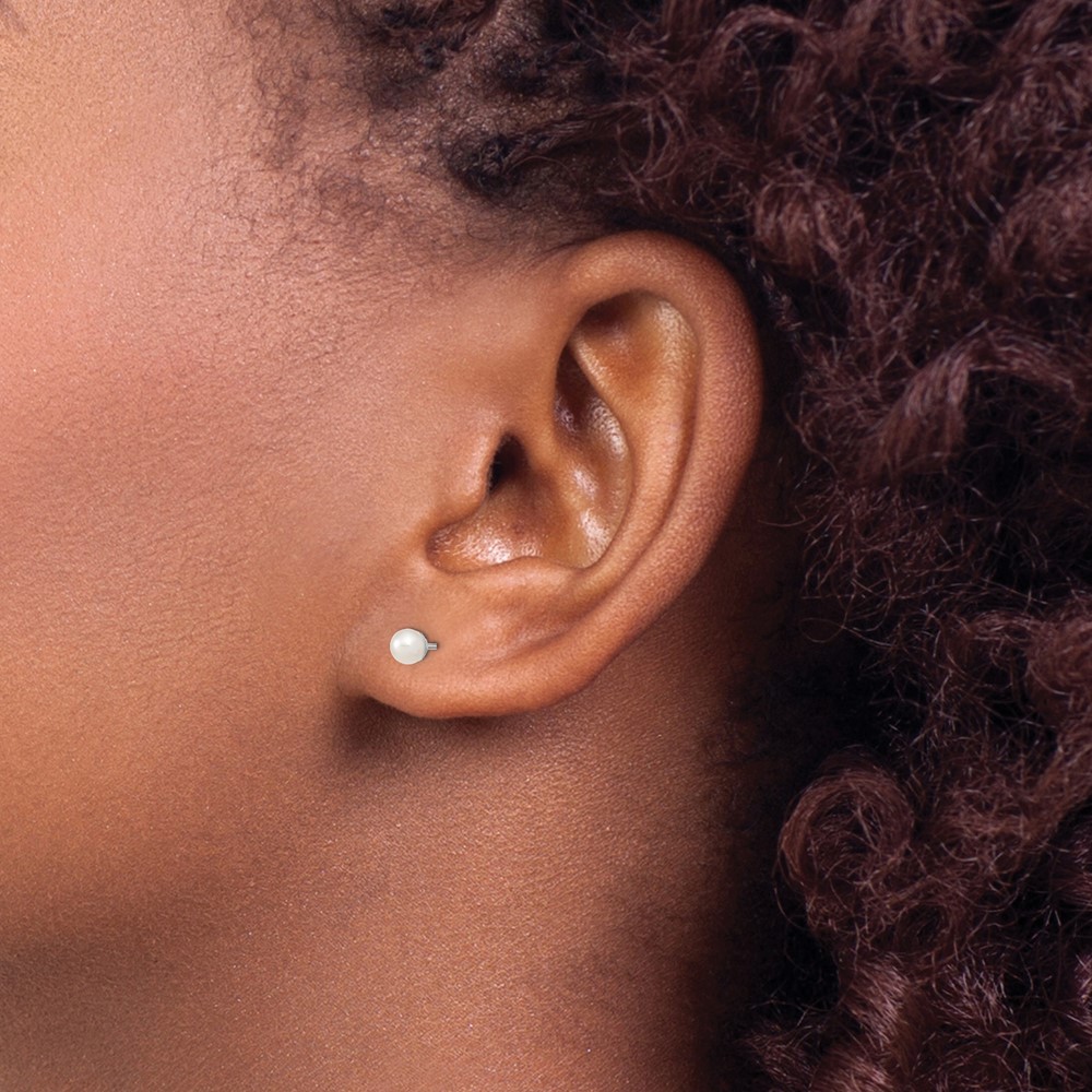Sterling Silver Rhodium-plated 3-4mm White Round Freshwater Cultured Pearl Post Earrings (QE12730)