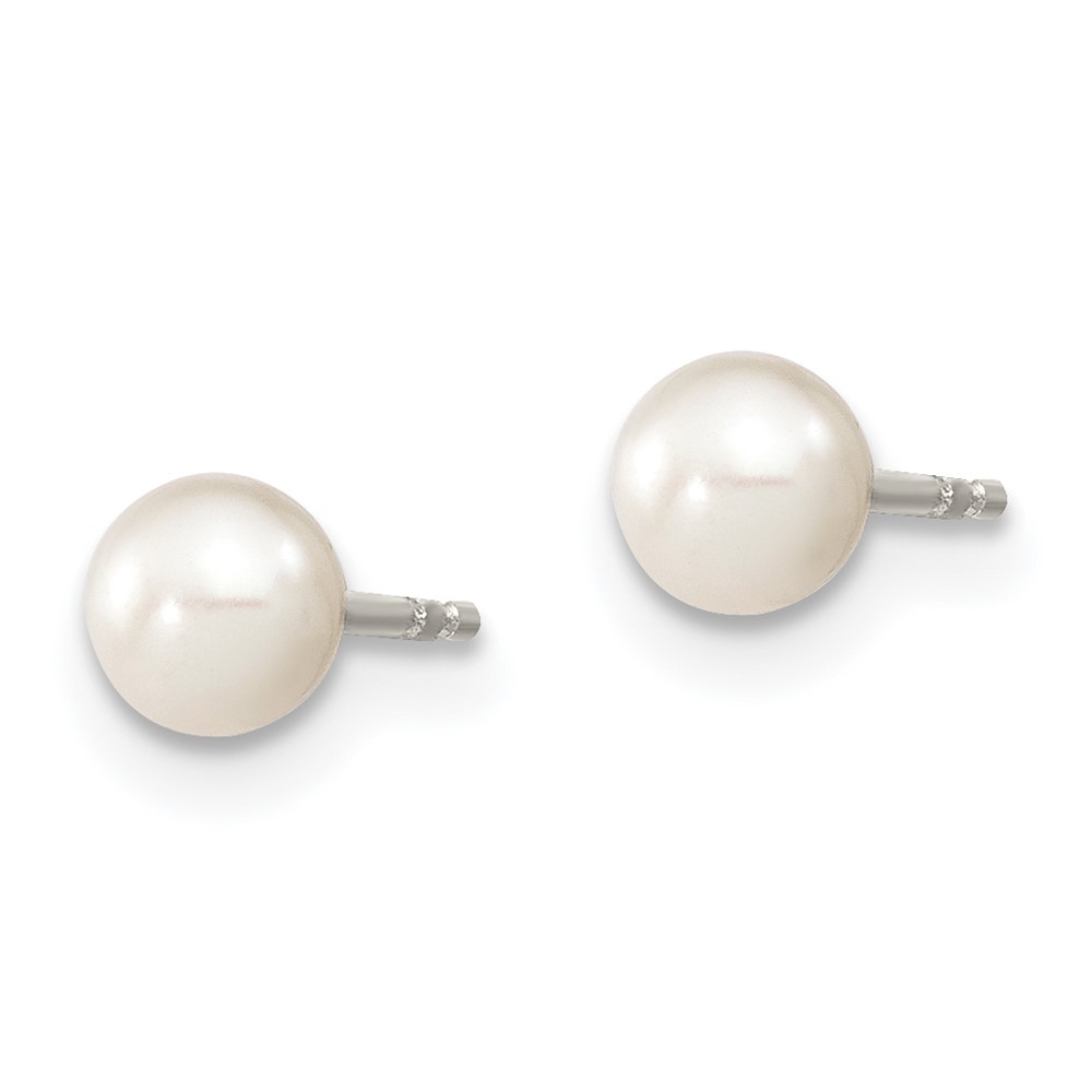 Sterling Silver Rhodium-plated 4-5mm White Round Freshwater Cultured Pearl Post Earrings (QE12731)