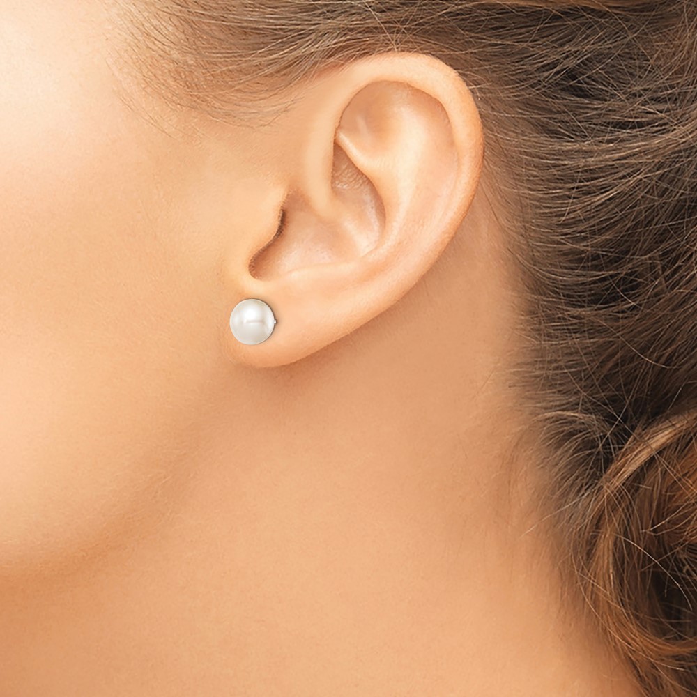 Sterling Silver Rhodium-plated 8-9mm White Round Freshwater Cultured Pearl Post Earrings (QE12735)