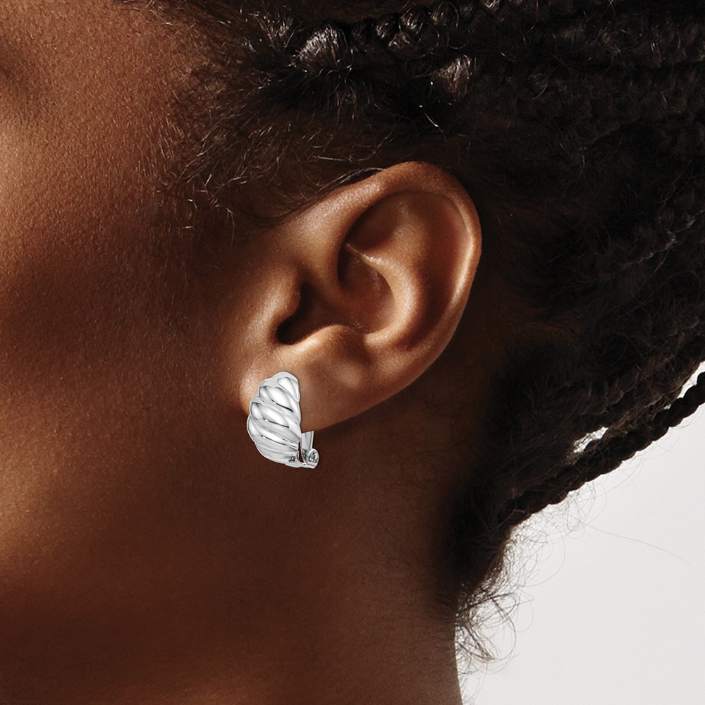 Sterling Silver RH-plated Polished Non-Pierced Scalloped Oval Earrings (QE14210)