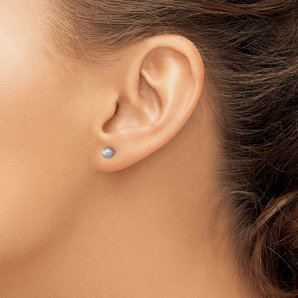 Sterling Silver Rhodium-plated 4-5mm Grey Round Freshwater Cultured Pearl Post Earrings (QE16330)