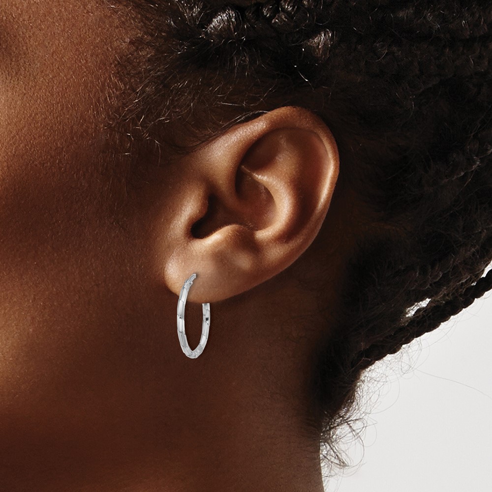 Sterling Silver Rhodium-plated Polished Textured 1.60mm Hoop Earrings (QE16788)