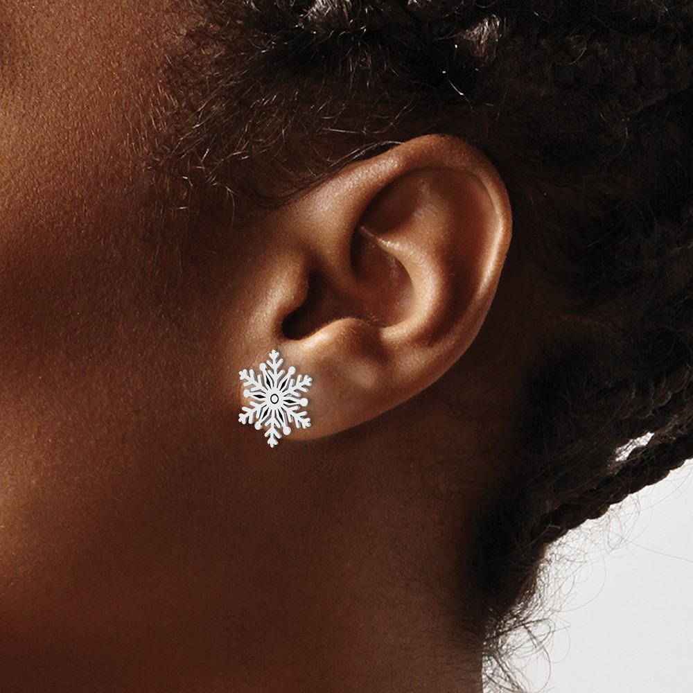 Sterling Silver Rhodium-plated Enamel Snowflake Post Earrings (QE17668)