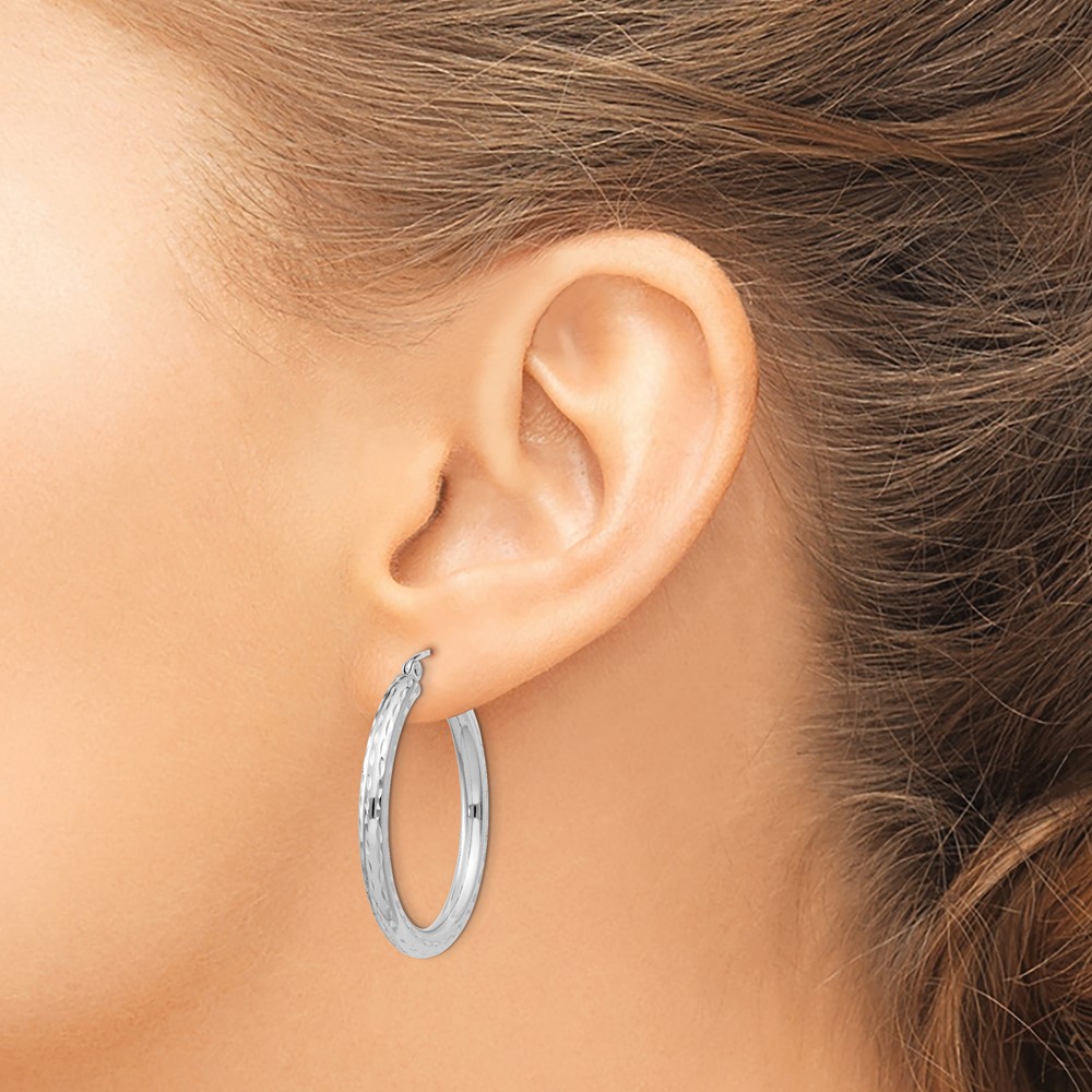 Sterling Silver Rhodium-plated 3.00mm Diamond-cut Hoop Earrings (QE3541)