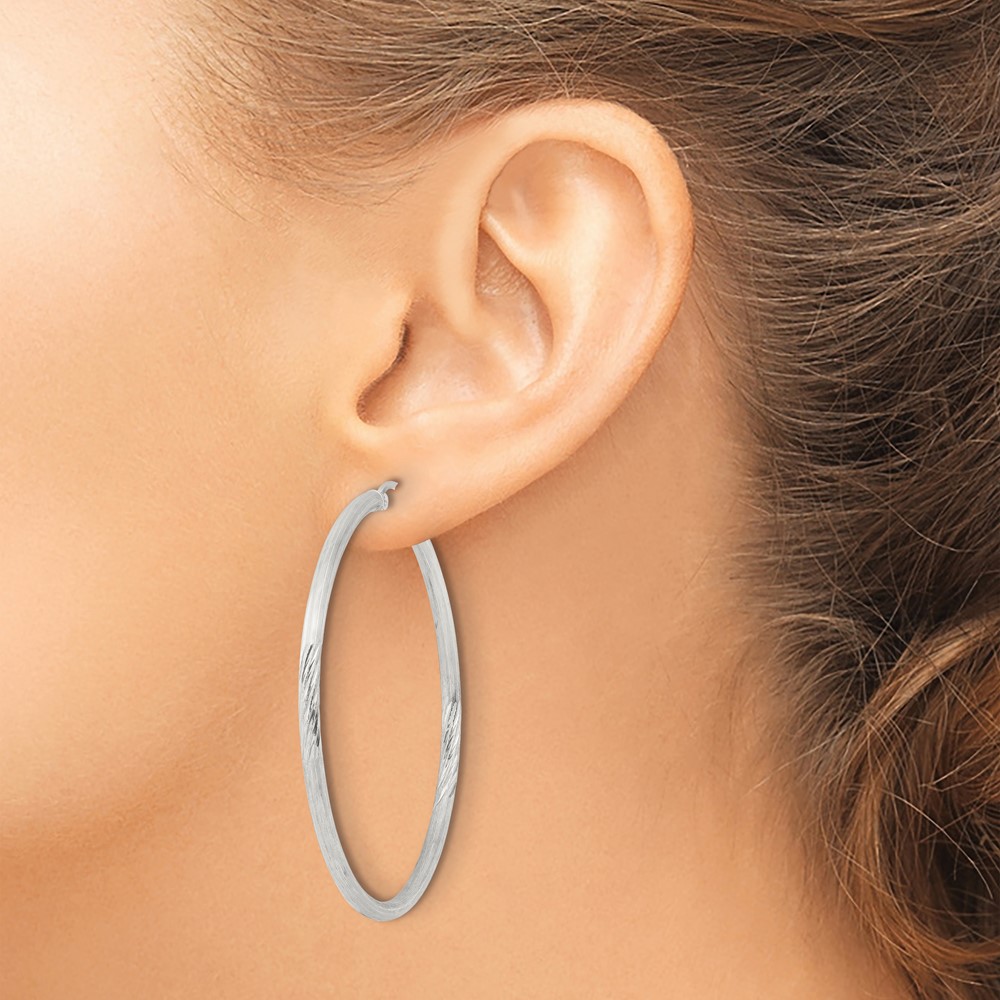 Sterling Silver 2.5mm Polished/Satin D/C Hoop Earrings (QE4432SP)
