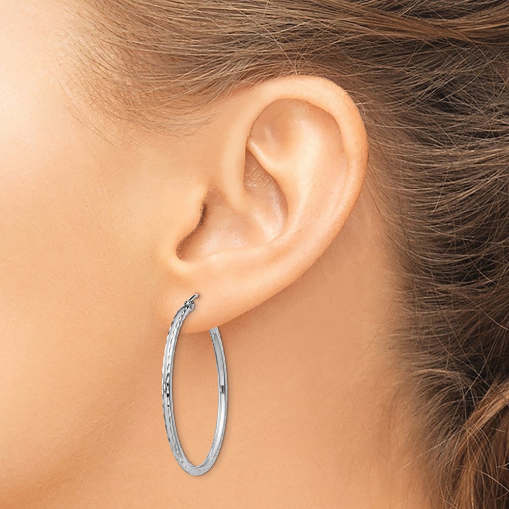 Sterling Silver Rhodium-plated 2mm Diamond Cut Hoop Earrings (QE4463)