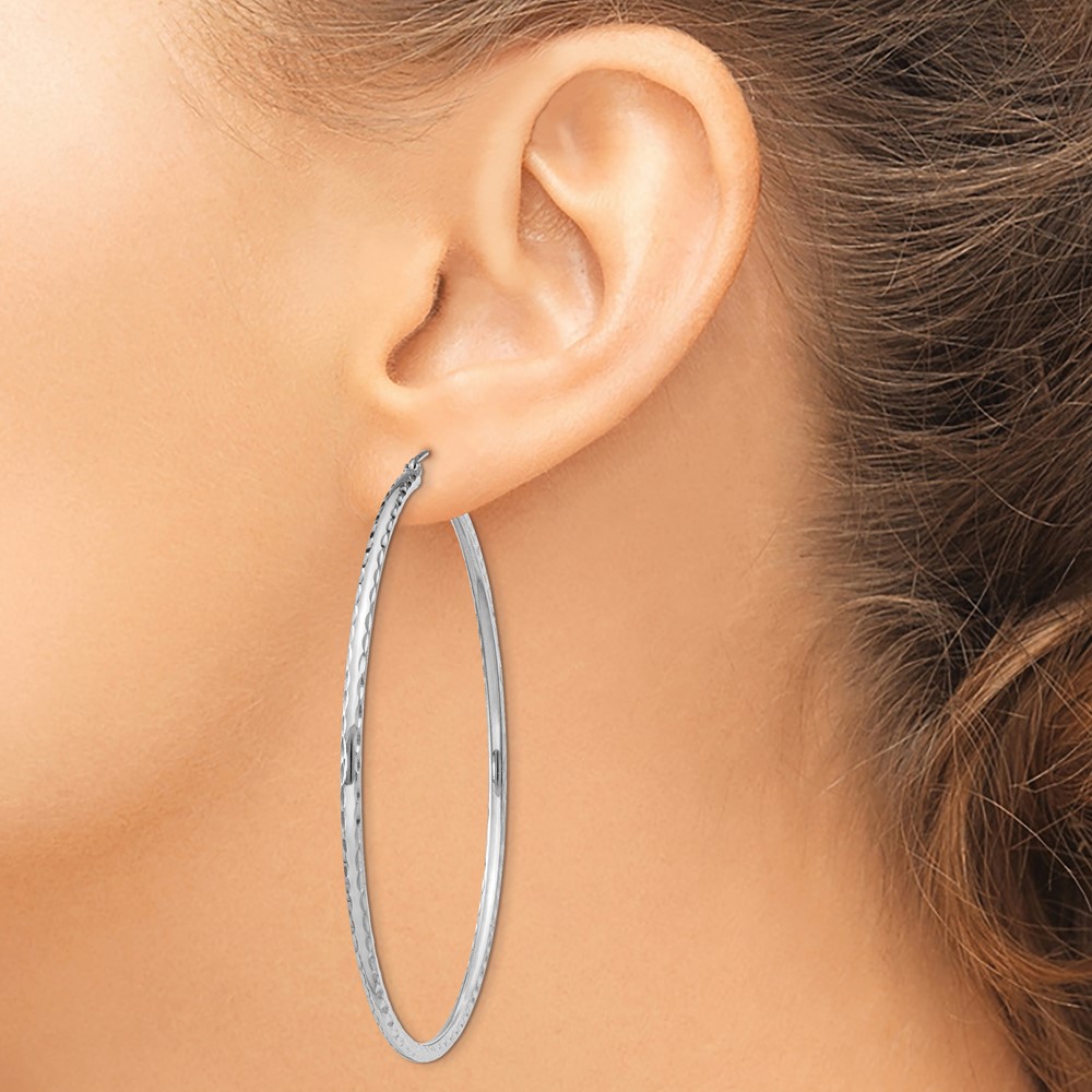 Sterling Silver Rhodium-plated 2mm Diamond Cut Hoop Earrings (QE4468)