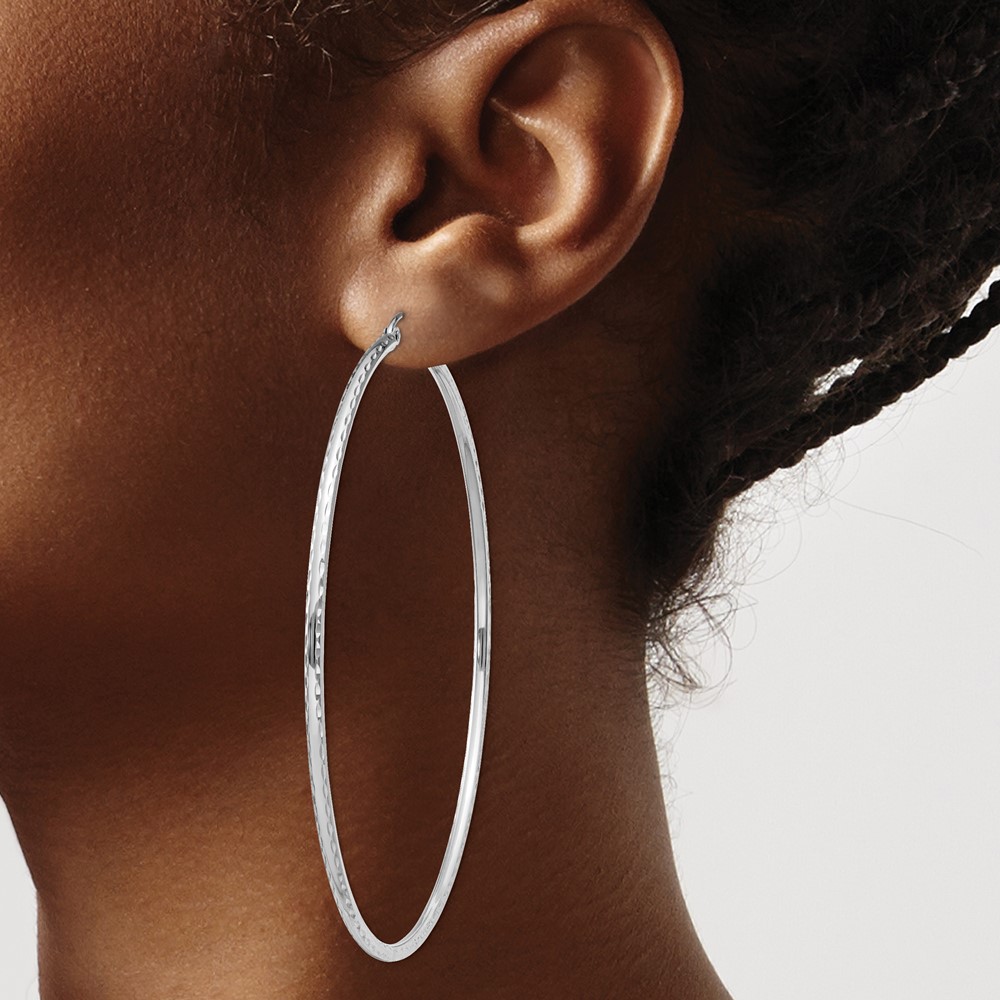 Sterling Silver Rhodium-plated 2mm Diamond Cut Hoop Earrings (QE4470)