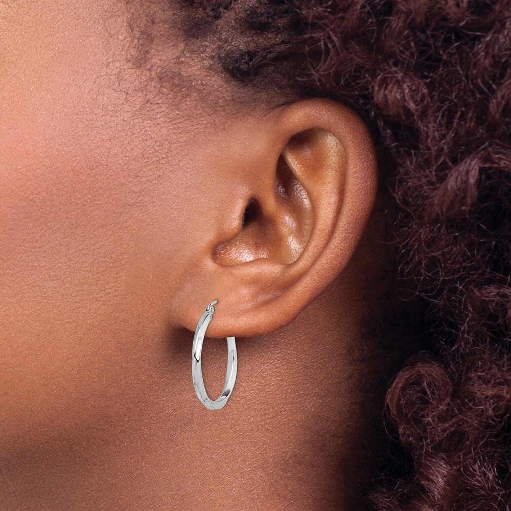Sterling Silver Rhodium-plated Twisted 2.5x25mmHoop Earrings (QE4571)