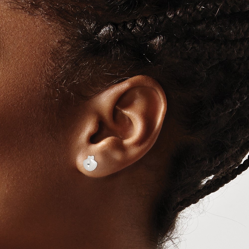 Sterling Silver Shell Mini Earrings (QE690)