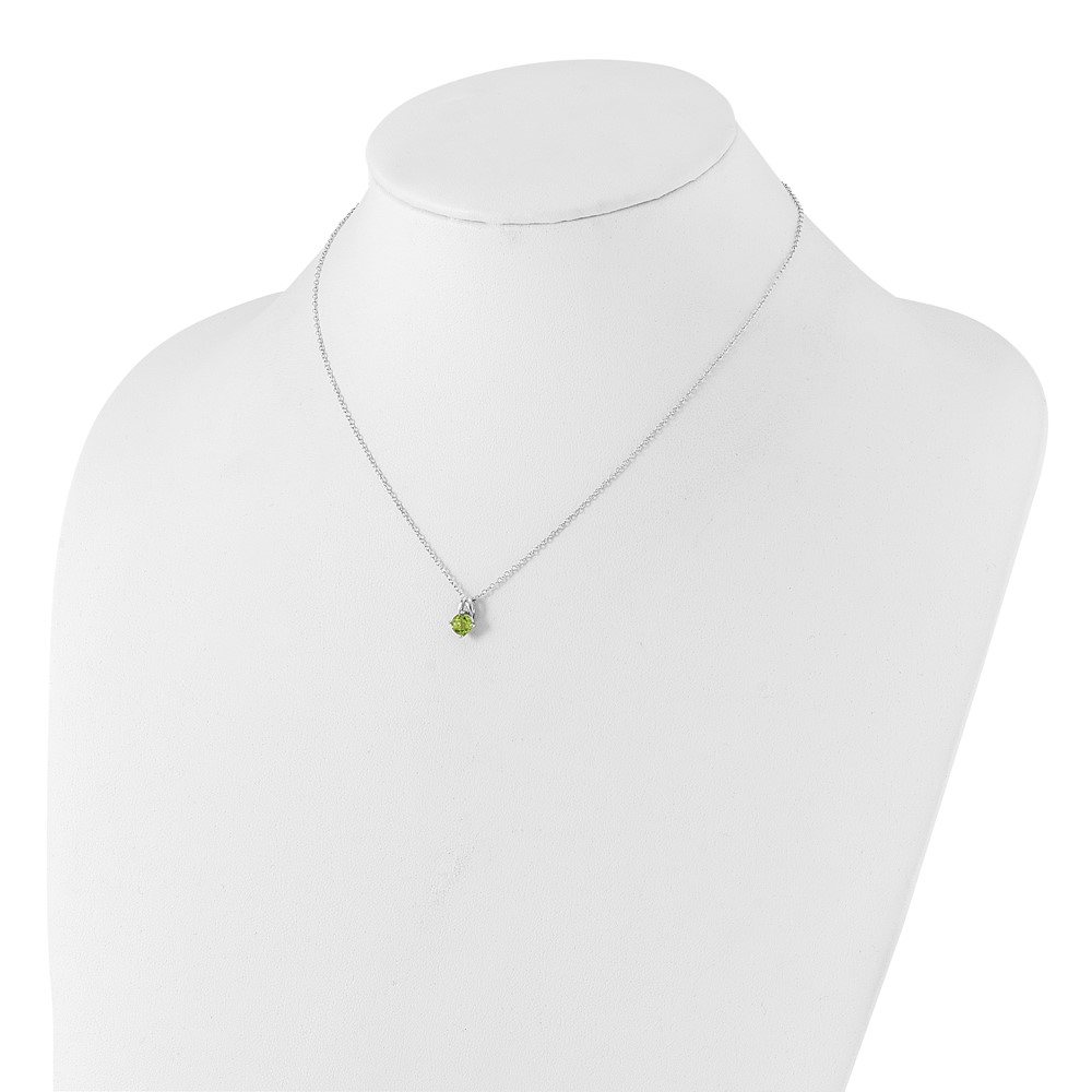 Sterling Silver Rhodium-plated .54PE Peridot 16in w/2in ext Necklace (QG6741PE-16)