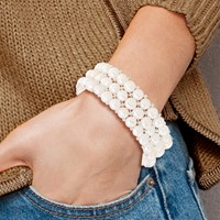 6-7mm White Button Freshwater Cultured Pearl and Glass Beaded 3-row Stretch Bracelet view 4