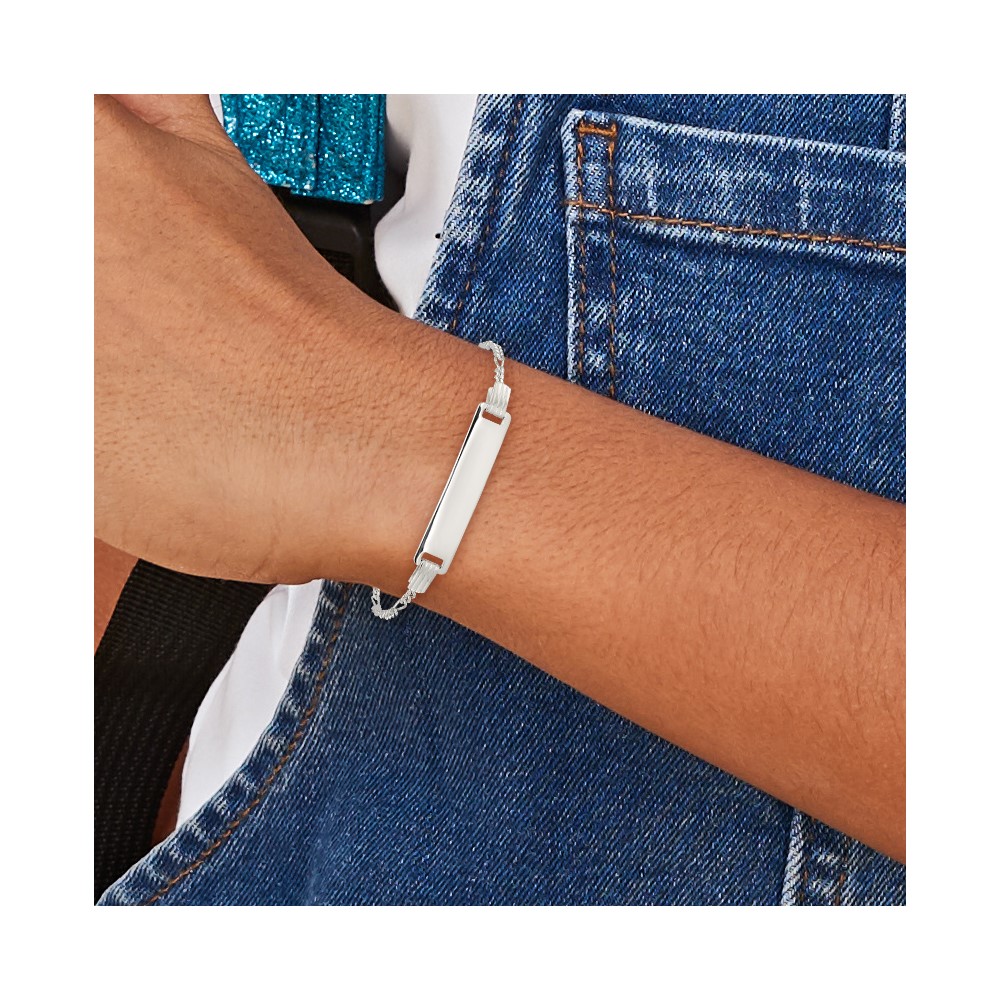 Sterling Silver Engraveable Childrens ID on Figaro Link Bracelet (QID63-5.5)