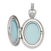 Sterling Silver Rhodium-plated Diamond Star and Bail Scalloped Border 26mm Oval Locket view 4