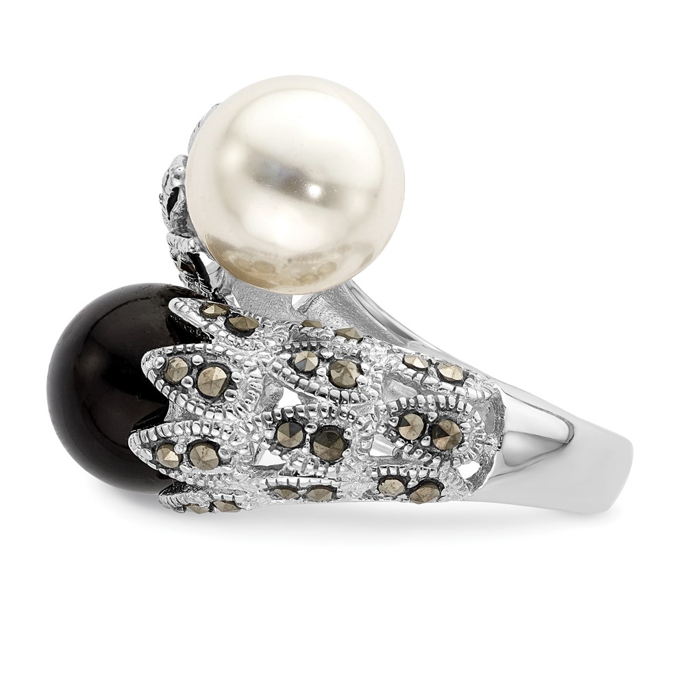 Sterling Silver Rhodium-plated Black and White Plastic Imitation Pearl Marcasite Ring (QR2184-6)