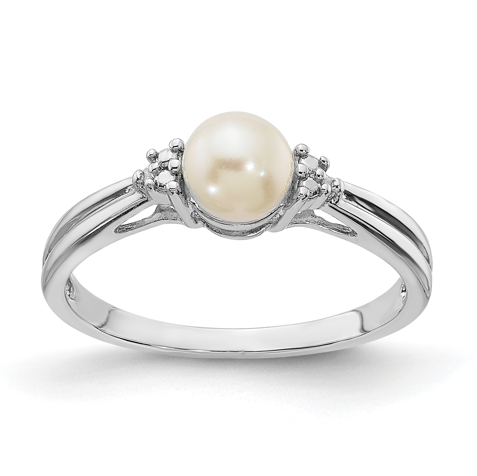 Sterling Silver Rhodium Plated Diamond and FW Cultured Pearl Ring (QR4618-6)