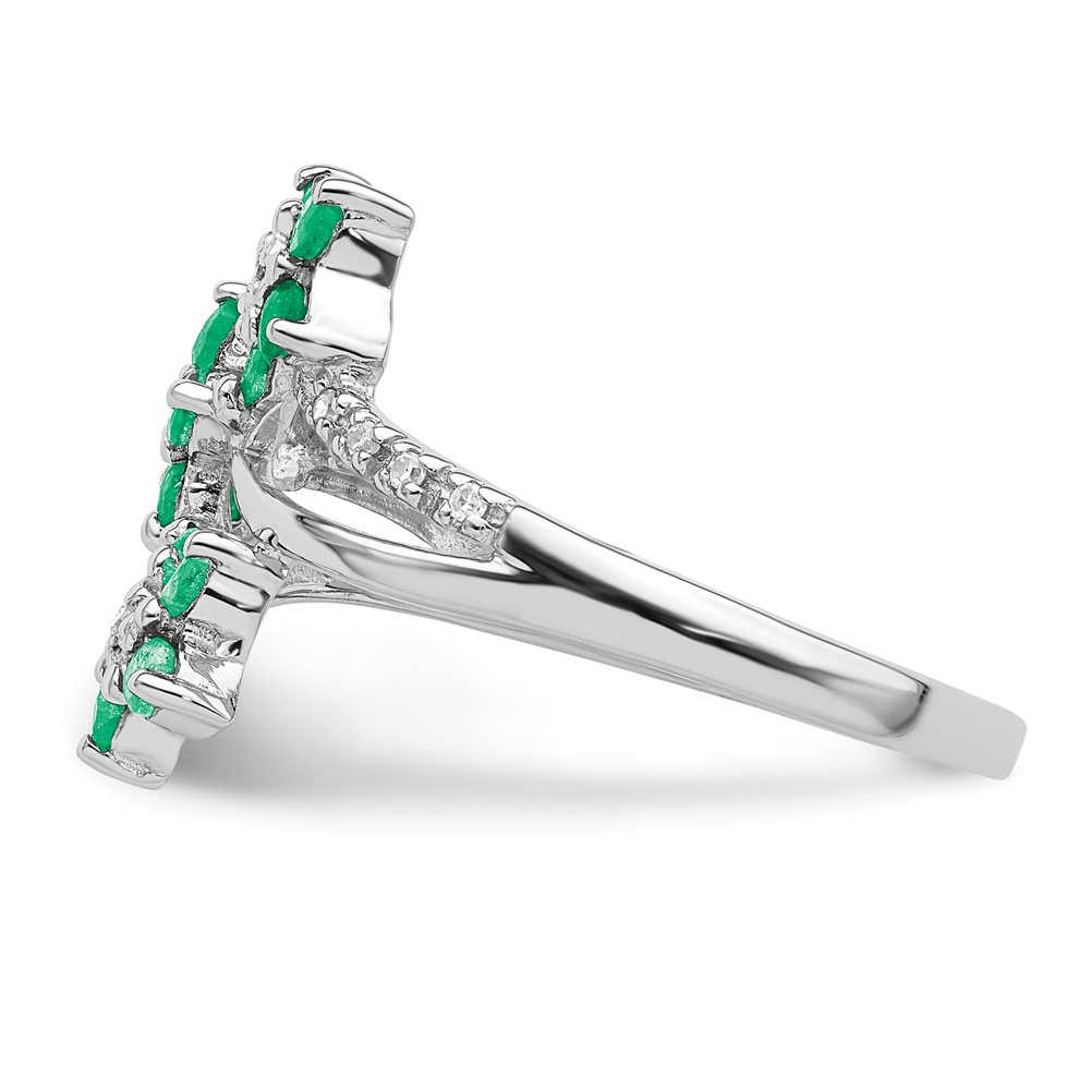 Sterling Silver Rhodium-plated 3 Flower Emerald and Diamond Ring (QR6380E-6)