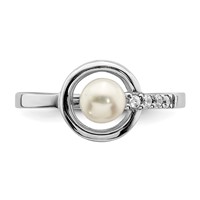 Sterling Silver Rhodium-plated CZ 5-6mm Button Fwc Pearl in Circle Ring view 4