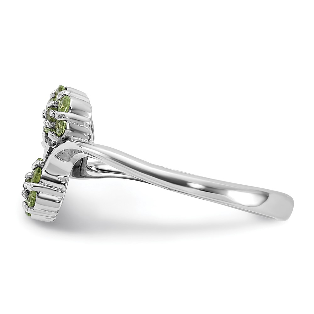 Sterling Silver Rhodium-plated Peridot Flowers Ring (QR7441PE-8)