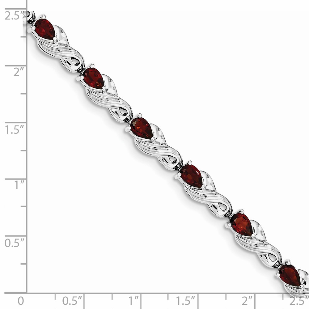 Sterling Silver Rhodium-plated Garnet Bracelet (QX864GA)