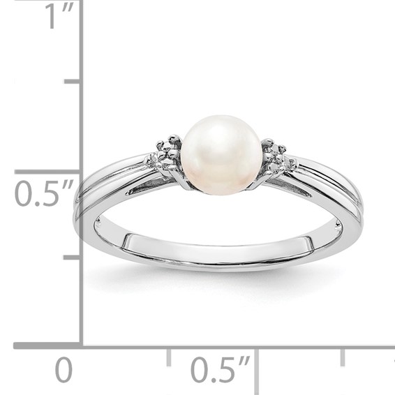 Sterling Silver Pearl and Diamond Ring