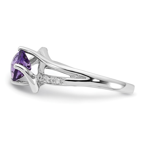 10K White Gold Amethyst and Diamond Ring