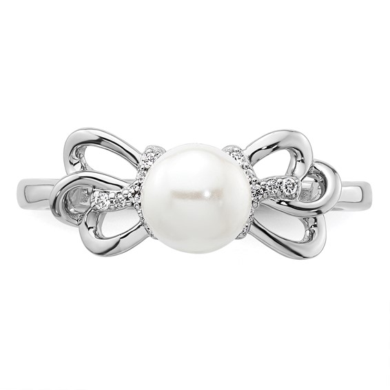 14K White Gold Polished White Freshwater Cultured Pearl and 1/20 carat Diamond Fashion Ring