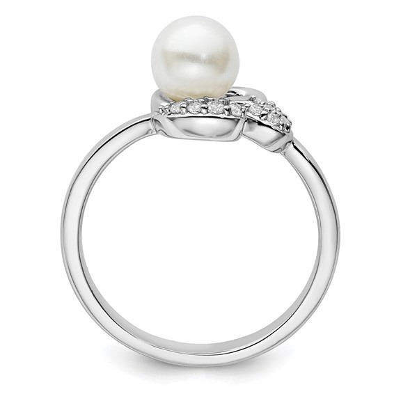 14K White Gold Polished 1/10 carat Diamond and White Freshwater Cultured Pearl Size 7 Ring