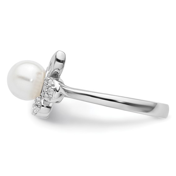 14K White Gold Polished 1/10 carat Diamond and White Freshwater Cultured Pearl Size 7 Ring