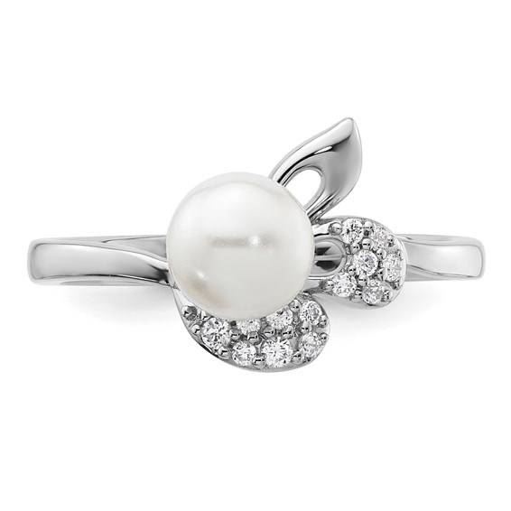 14K White Gold Polished 1/10 carat Diamond and White Freshwater Cultured Pearl Size 7 Ring