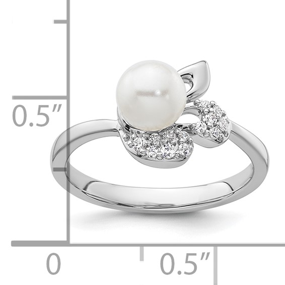 14K White Gold Polished 1/10 carat Diamond and White Freshwater Cultured Pearl Size 7 Ring