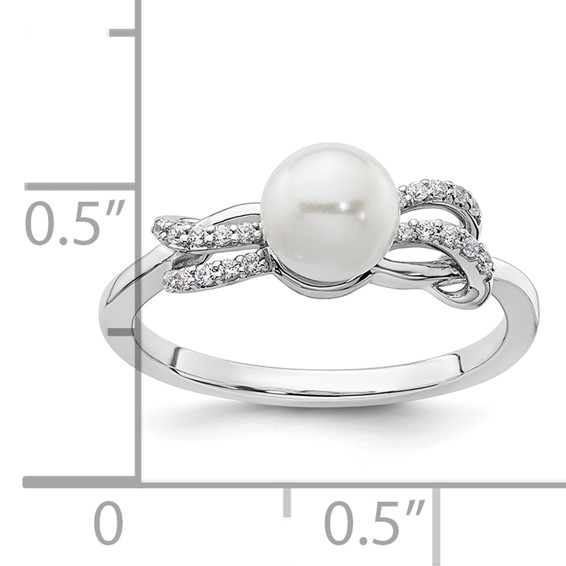14K White Gold Polished 1/10 carat Diamond and White Freshwater Cultured Pearl Size 7 Ring