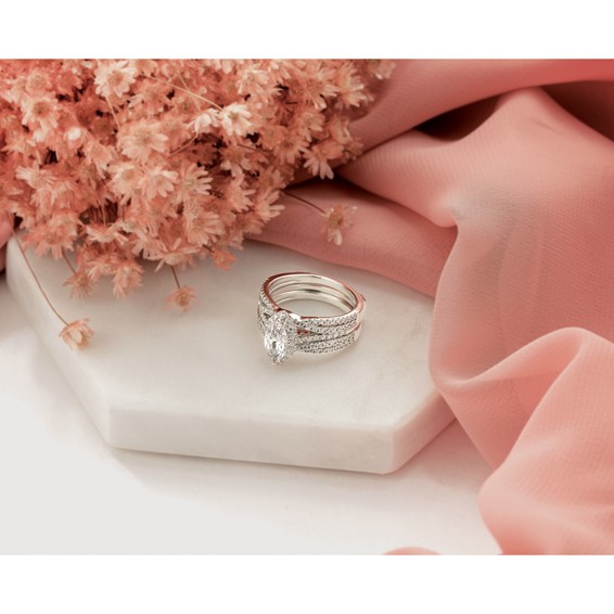 14k White Gold 5/8 carat Lab Grown Diamond VS+ F+ Complete Ring Guard