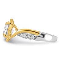14ktt Certified Round Center Lab Grown Diamond VS+ F+ Ring view 3