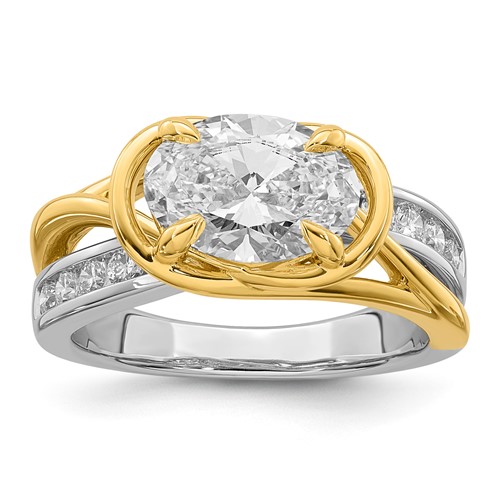 14ktt Certified Oval Center Lab Grown Diamond VS+ F+ Ring