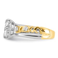 14ktt Certified Round Center Lab Grown Diamond VS+ F+ Ring view 3