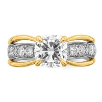 14ktt Certified Cushion Center Lab Grown Diamond VS+ F+ Ring view 4