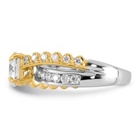 14ktt Certified Round Center Lab Grown Diamond VS+ F+ Ring view 3