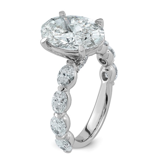 14kw 5 1/2ct Cert Oval Ctr Lab Grown Dia VS+ F+ w/ Oval Sides Comp Ring