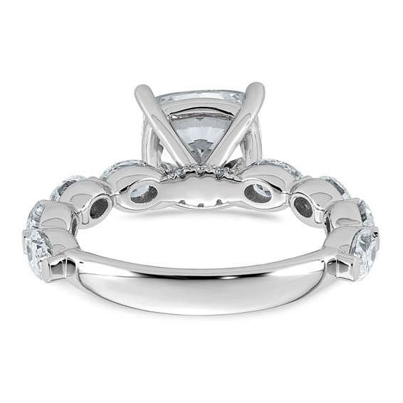 14kw 4 1/2ct Cert Cushion Ctr LabGrown Dia VS+ F+ w/ Oval Sides Comp Ring