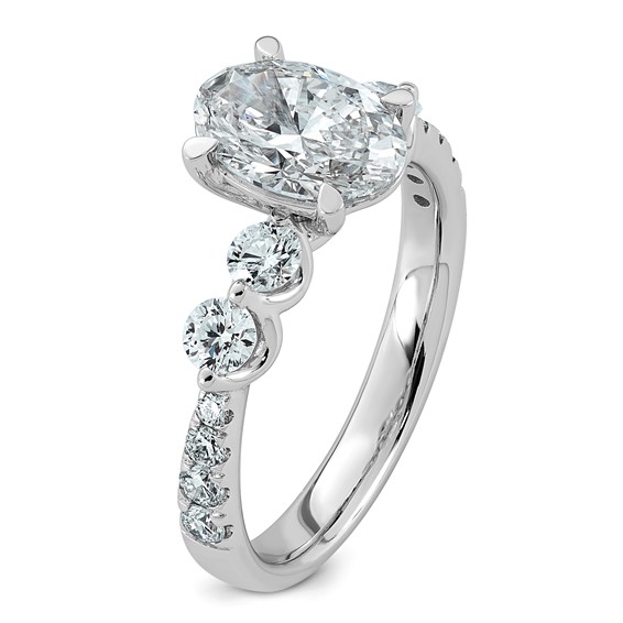 14kw 2 1/6ct Cert Oval Ctr Lab Grown Dia VS+ F+ w/ Round Sides Comp Ring