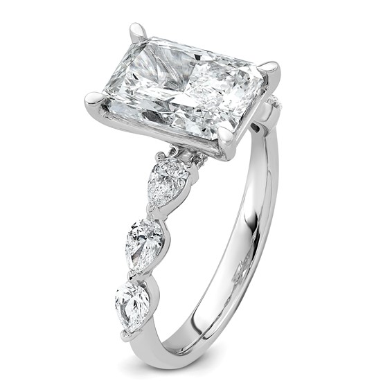 14kw 3 7/8ct Cert Radiant Ctr LabGrown Dia VS+ F+ w/ Pear Sides Comp Ring