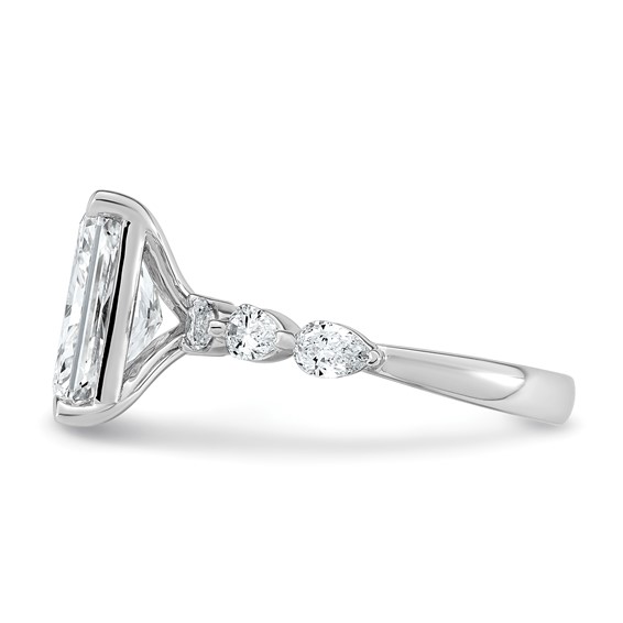 14kw 4 7/8ct Cert Radiant Ctr LabGrown Dia VS+ F+ w/ Pear Sides Comp Ring