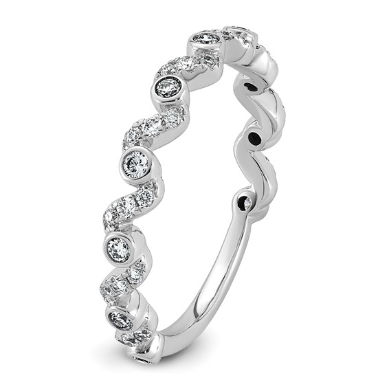 14kw 1/3ct Lab Grown Dia VS+ F+ Comp Wedding Band