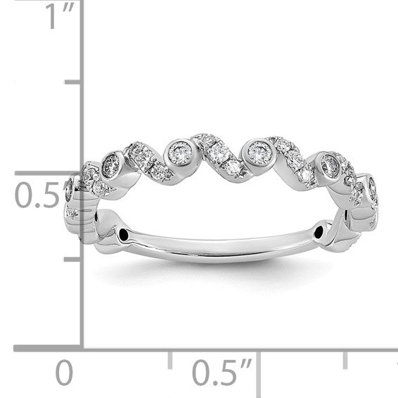 14kw 1/3ct Lab Grown Dia VS+ F+ Comp Wedding Band